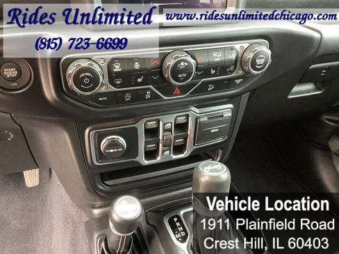 Used 2019 Jeep Wrangler Unlimited Sahara w/ Uconnect 4C Nav & Sound Group AWD/4WD image 7