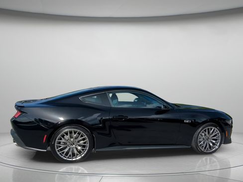 Certified 2025 Ford Mustang GT Premium image 30