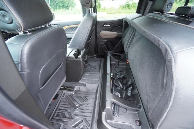 Used 2023 GMC Canyon Denali AWD/4WD image 28