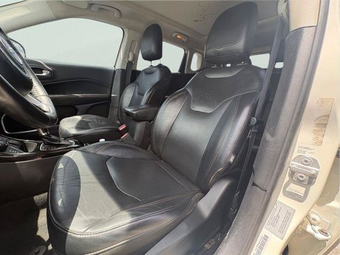 Used 2017 Jeep Compass Limited AWD/4WD image 14