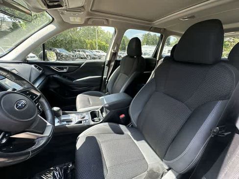 Used 2020 Subaru Forester Premium w/ Popular Package #1 AWD/4WD image 16