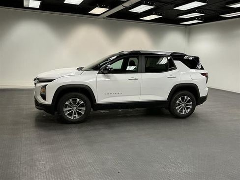 New 2027 Chevrolet Equinox LT w/ Safety and Technology Package AWD/4WD image 2