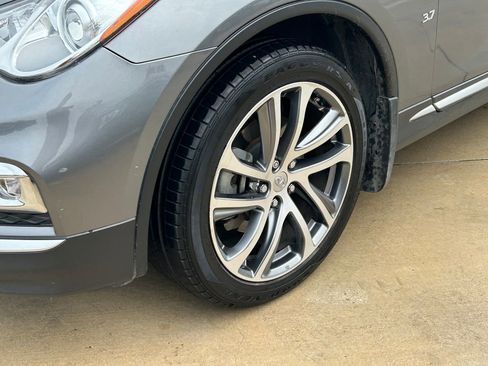 Used 2017 INFINITI QX50 2WD w/ Technology Package image 9