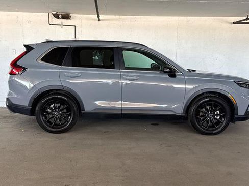 Used 2025 Honda CR-V Sport-L image 2