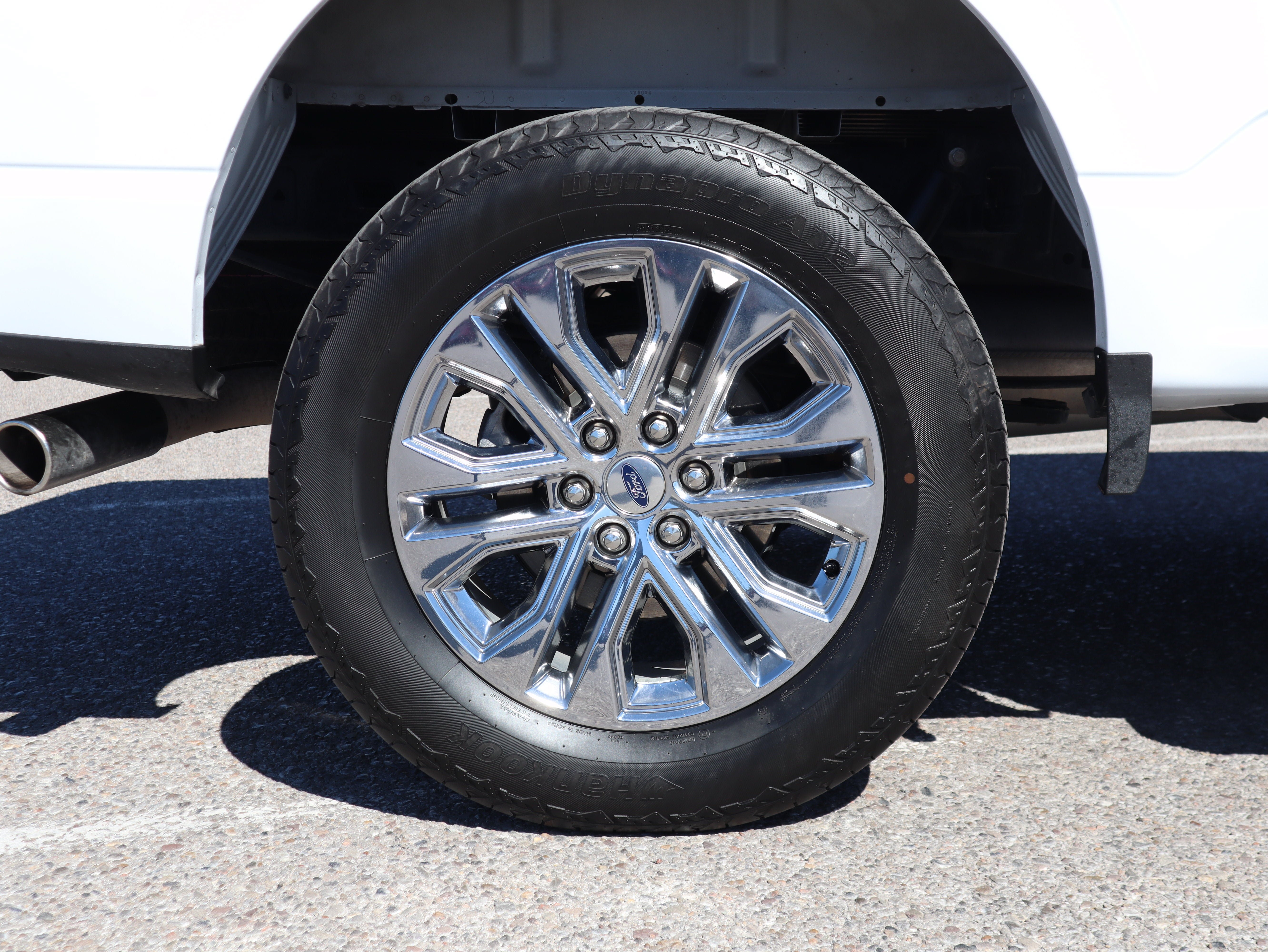 Used 2024 Ford F150 Lariat AWD/4WD image 12