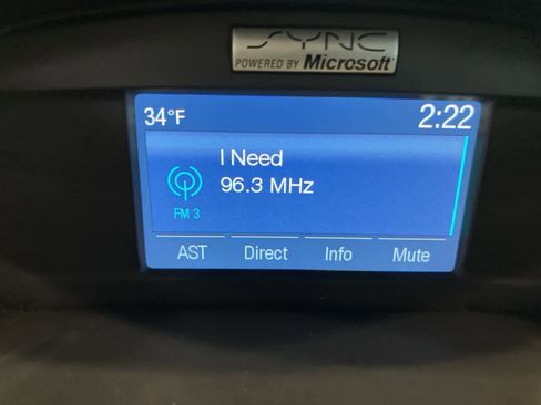 Used 2015 Ford Escape SE image 19