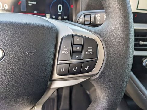 New 2026 Ford Explorer Active RWD image 33