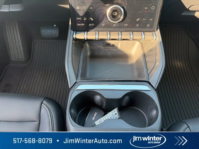 New 2027 GMC Terrain Elevation w/ Elevation Premium Package AWD/4WD image 14