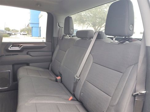 Used 2024 Chevrolet Silverado 2500 LT image 11