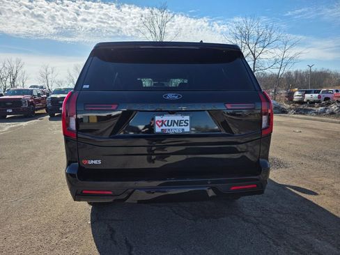 New 2025 Ford Expedition Tremor image 8