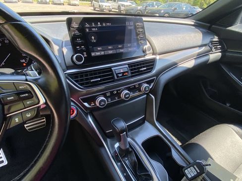 Used 2020 Honda Accord Sport image 19