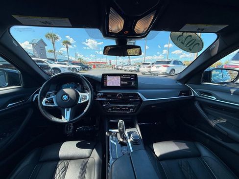 Used 2023 BMW 530i xDrive image 22