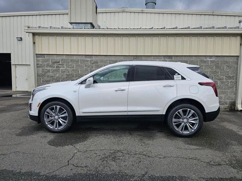 New 2026 Cadillac XT5 Premium Luxury w/ LPO, Floor Liner Package AWD/4WD image 3