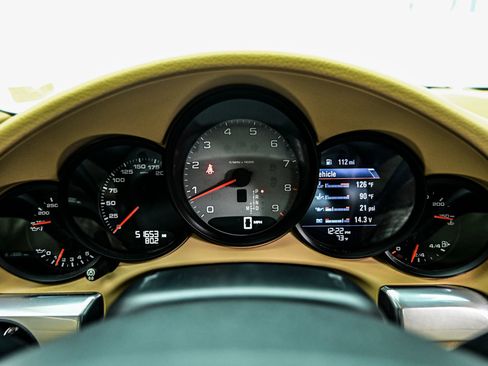 Used 2013 Porsche 911 Carrera S RWD image 40