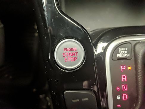 Used 2020 Kia Soul EX image 24