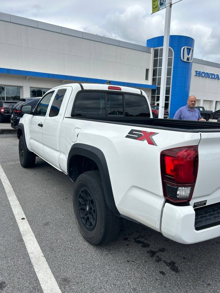 Used 2022 Toyota Tacoma SR w/ SX Package RWD image 6