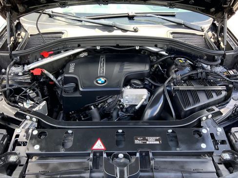 Used 2016 BMW X3 xDrive28i AWD/4WD image 31
