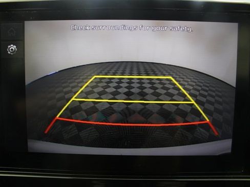 Used 2024 Kia Forte LXS w/ LXS Technology Package image 3