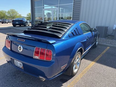 Used 2007 Ford Mustang GT Premium RWD image 3