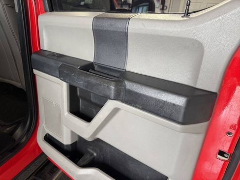 Used 2022 Ford F250 XL w/ Power Equipment Group AWD/4WD image 19