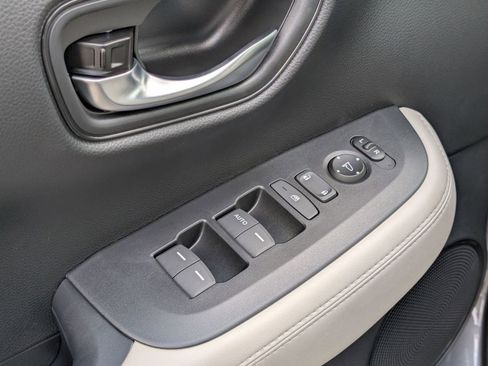 New 2026 Honda HR-V LX image 21