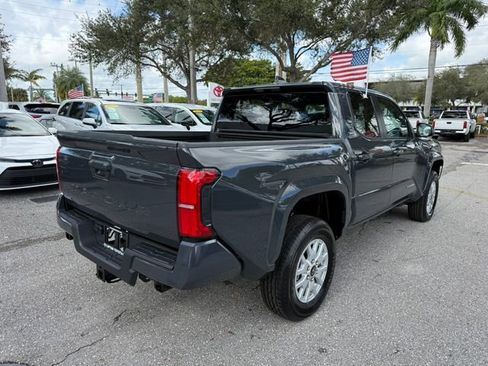 Used 2025 Toyota Tacoma SR5 image 8