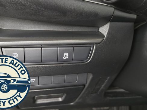 Used 2023 MAZDA MAZDA3 s image 18