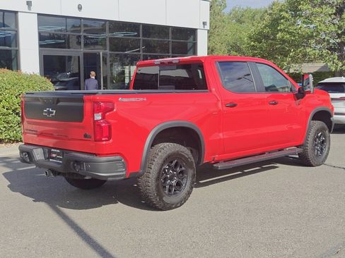 Used 2024 Chevrolet Silverado 1500 ZR2 w/ ZR2 Bison Edition image 7