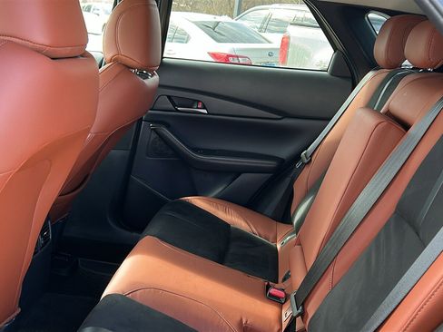 Certified 2025 MAZDA CX-30 Carbon image 23