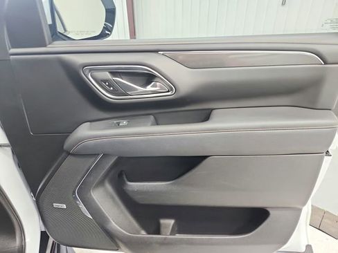 Used 2023 GMC Yukon AT4 image 44