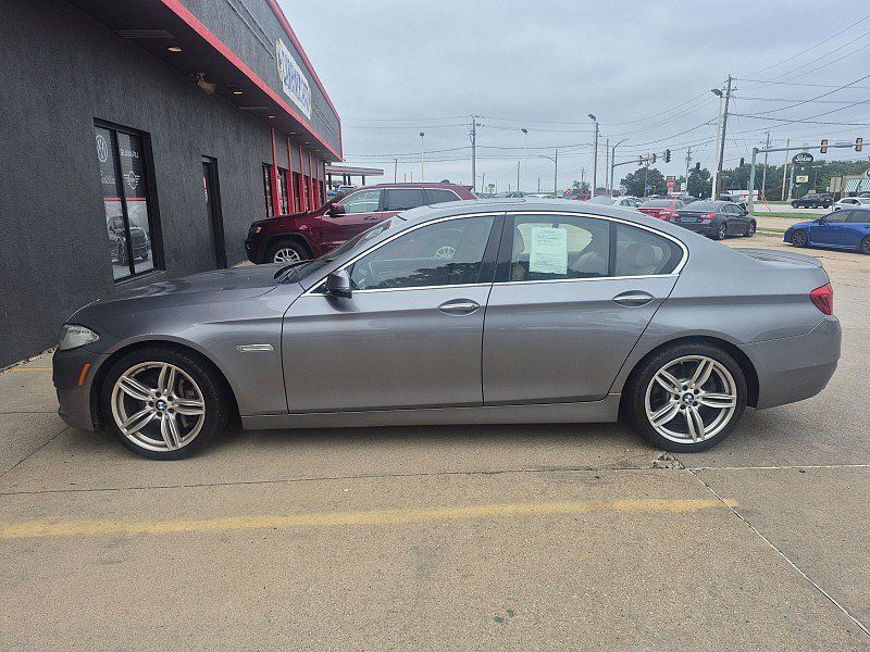 Used 2014 BMW 550i xDrive Sedan AWD/4WD image 2