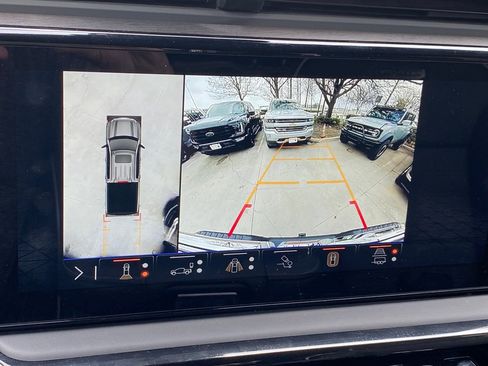 Used 2025 GMC Sierra 1500 AT4X image 28