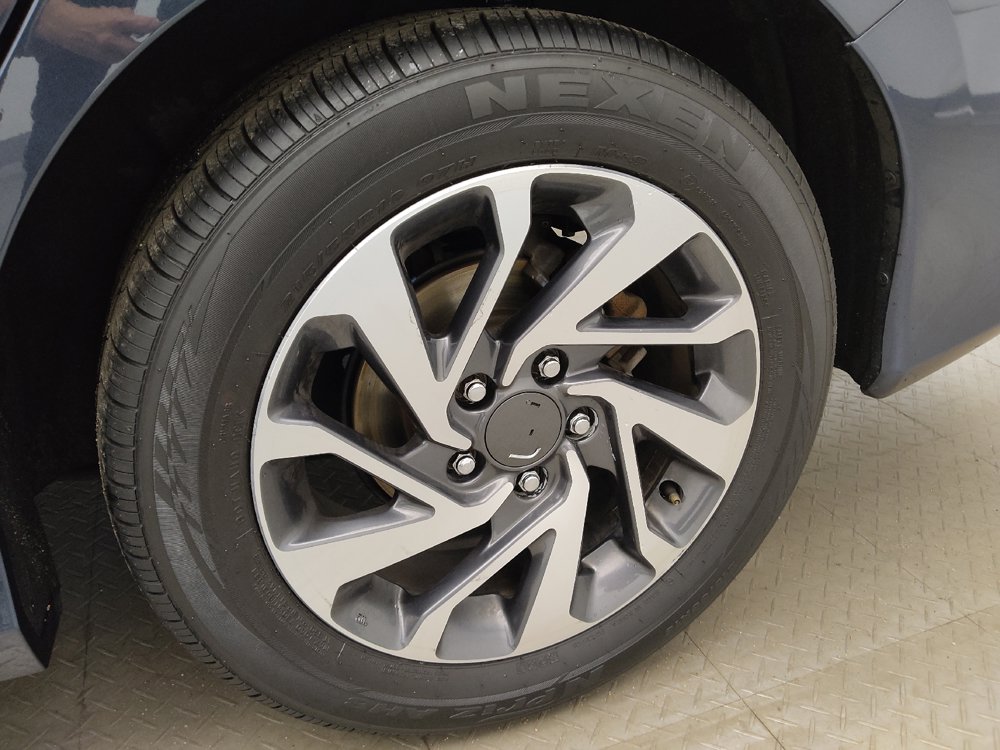 Used 2018 Honda Civic EX image 31