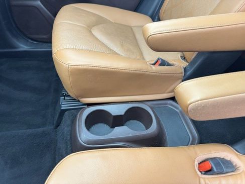 Used 2022 Toyota Highlander Platinum image 28