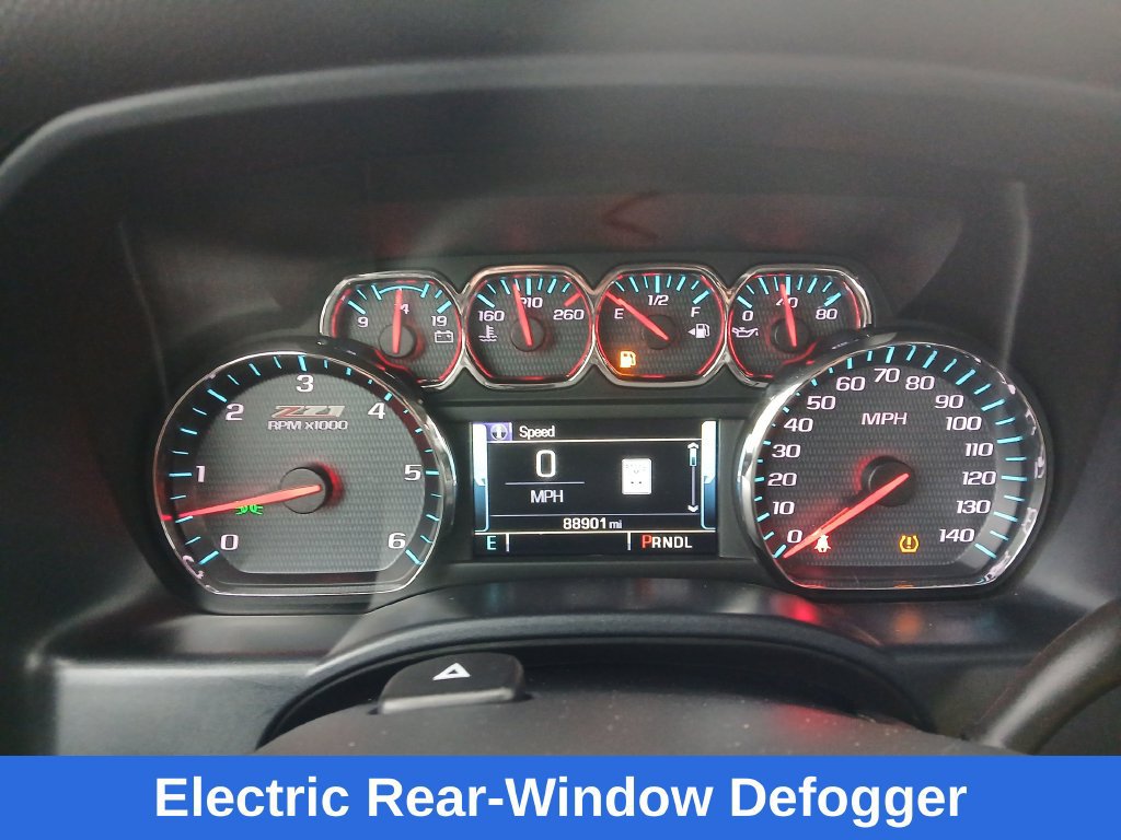 Used 2018 Chevrolet Silverado 1500 LT w/ Midnight Edition AWD/4WD image 17