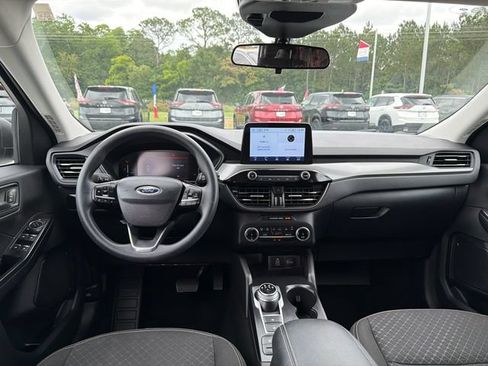 Used 2025 Ford Escape Active FWD image 21