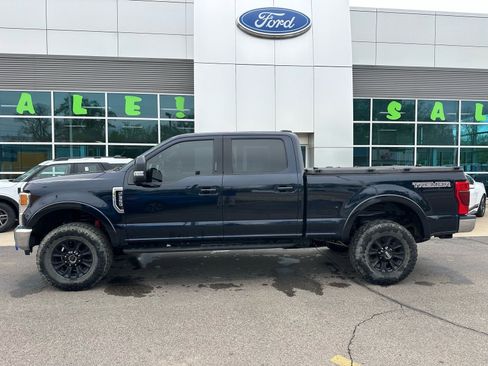 Used 2022 Ford F350 Lariat w/ Tremor Off-Road Package AWD/4WD image 4
