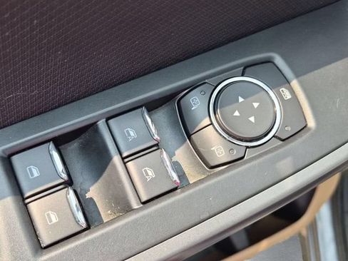 Used 2023 Ford F150 XLT AWD/4WD image 15