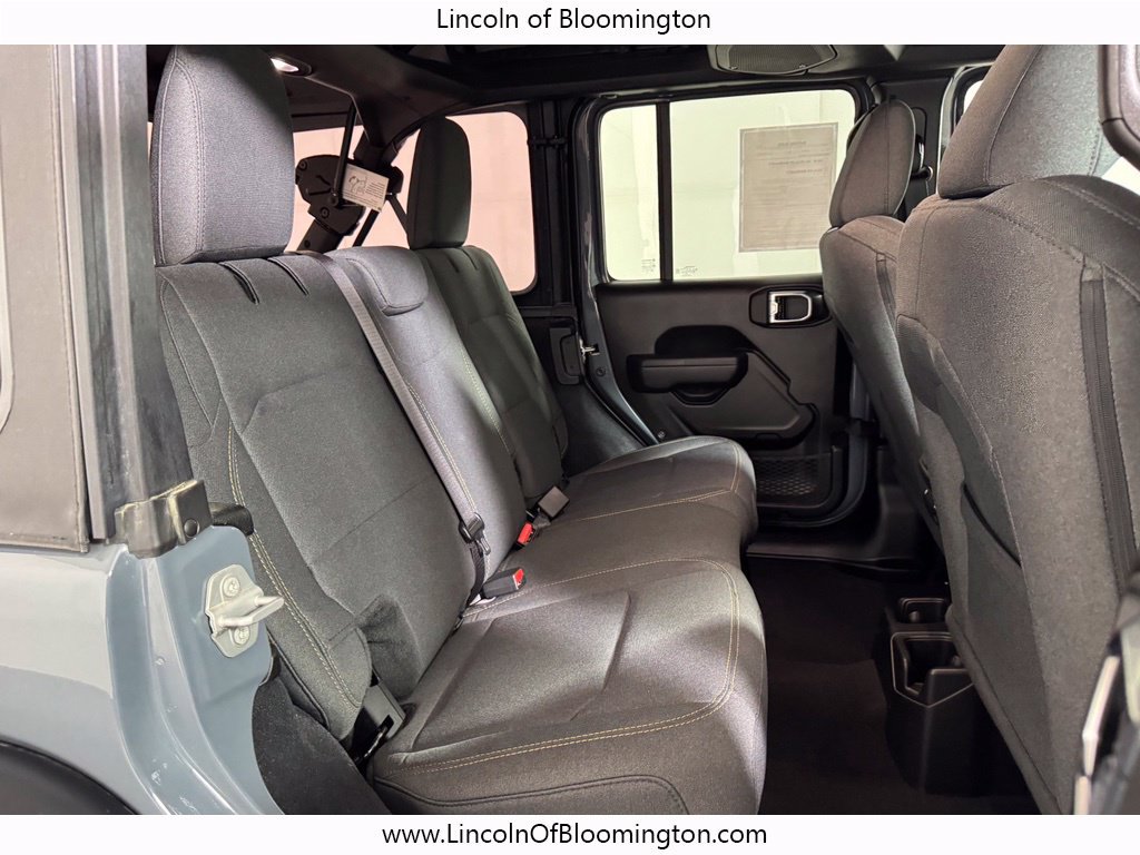 Used 2025 Jeep Wrangler Unlimited Sport AWD/4WD image 13