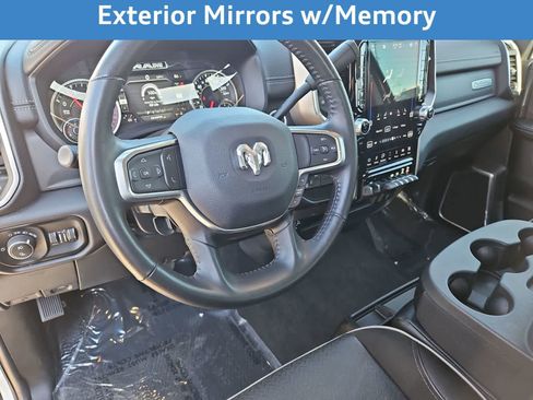 Used 2024 RAM 2500 Laramie image 12