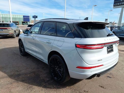 New 2026 Lincoln Corsair Reserve image 7