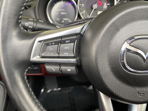 Used 2020 MAZDA MX-5 Miata RF Grand Touring RWD image 6