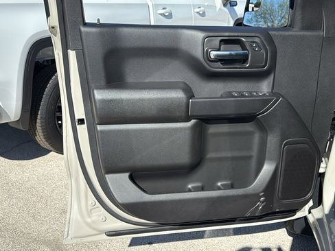 New 2026 Chevrolet Silverado 1500 Custom image 8