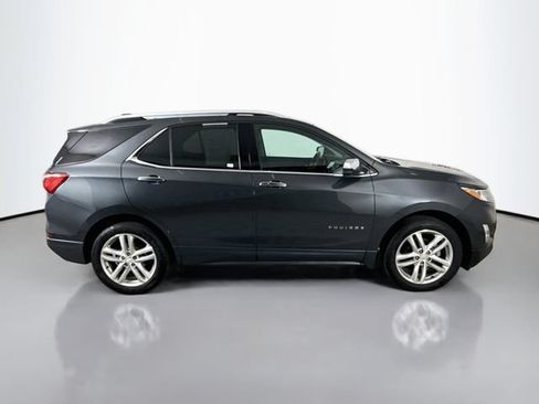 Used 2020 Chevrolet Equinox Premier AWD/4WD image 9