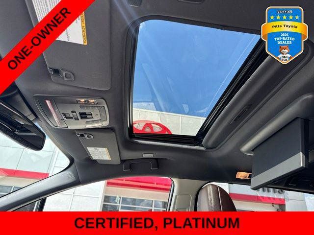 Certified 2023 Toyota Sienna Platinum FWD image 11