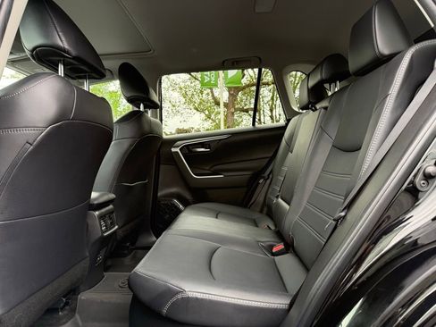 Used 2022 Toyota RAV4 XLE Premium AWD/4WD image 14