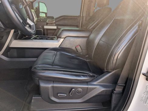 Used 2017 Ford F250 Lariat w/ Chrome Package AWD/4WD image 12