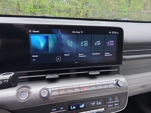 Used 2025 Hyundai Kona SEL FWD image 23