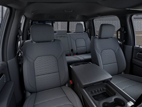 New 2026 RAM 1500 4x4 Crew Cab image 17