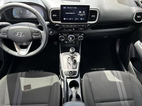 Certified 2024 Hyundai Venue SEL FWD image 14